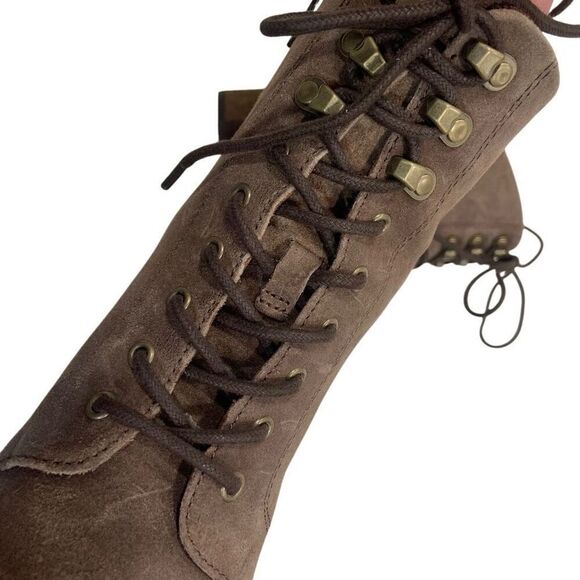 BORN Goslyn Lace up Booties - Picture 5 of 10